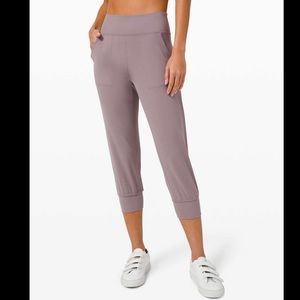 Lululemon Align Jogger Crop 23" Lunar Rock Sz 12